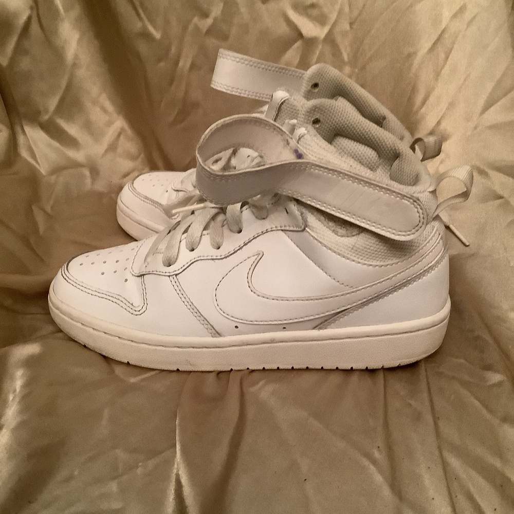 Air Force 1 Youth Nike CD7782 -100 White High Top Sneakers Size 3.5Y